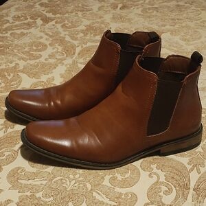 Perry Ellis Brown Leather Chukka Boots
